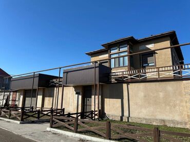 самые дорогие дома в бишкеке: Дом, 500 м², 10 комнат, Агентство недвижимости, Дизайнерский ремонт
