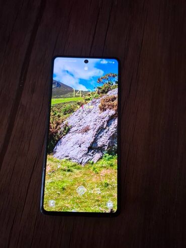 smart mini telefon: Samsung Galaxy A71, 128 GB