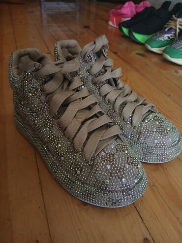 детские вязаные пинетки: Ölçü: 38.5, rəng - Bej, İşlənmiş