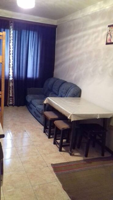 Uzunmüddətli kirayə mənzillər: 1 - otaq (studiya tipli otaq və ya studiya - mənzil ), (mehmanxana — 9