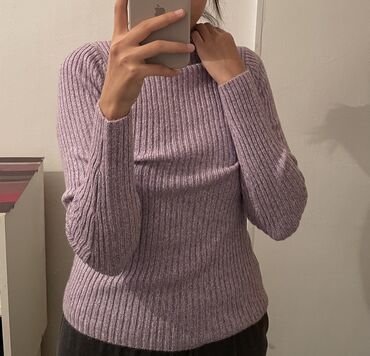 свитер размер m: Женский свитер, Высокая горловина