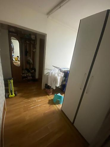 2 bedroom: 2 комнаты, 42 м², 4 мкр 104 серия, 1 этаж, Косметический ремонт — 4