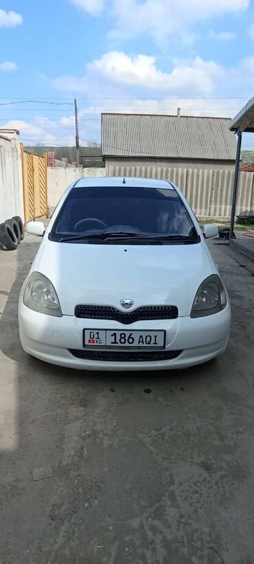 сколько стоит квадроцикл: Toyota Vitz: 2000 г., 1.3 л, Автомат, Бензин, Седан