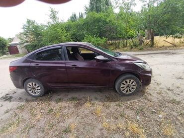 hyundai solaris аренда: Hyundai Solaris: 2011 г., 1.6 л, Автомат, Бензин, Седан