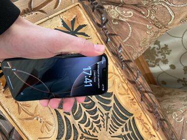 Apple iPhone: IPhone 13, 128 GB, Midnight, Zəmanət, Face ID, Sənədlərlə