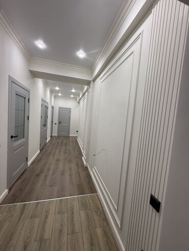 сдаю квартиру район новопавловка алтын ордо: 3 комнаты, 89 м², Элитка, 13 этаж, Дизайнерский ремонт