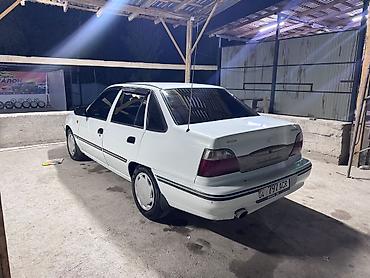 розовый матиз: Daewoo Nexia: 2004 г., Механика, Бензин, Седан — 5