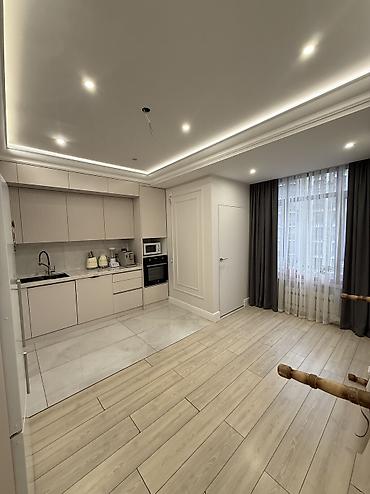 Продажа квартир: 4 комнаты, 150 м², 4 этаж — 8