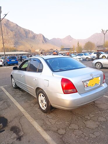 электронные машина: Hyundai Avante: 2001 г., 1.5 л, Механика, Бензин, Седан