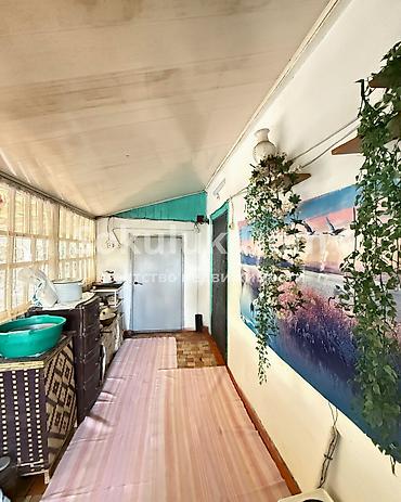 Продажа коттеджей и домов: 🏠Продаётся дом в с. Сокулук 🟡Комнаты: 4 🟡Участок: 6 соток — 18