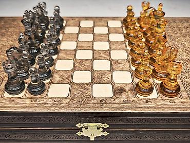 Шахматы: Набор 2в1шахматы+нарды, с резной деревянной доской и фигурками из — 8