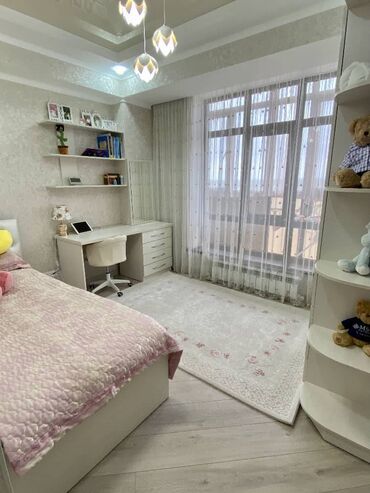 1 комнатная квартира без мебели: 4 комнаты, 124 м², Элитка, 11 этаж, Евроремонт