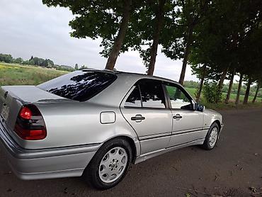 açar şəkli: Mercedes-Benz C 200: 2 l | 1999 il Sedan — 5