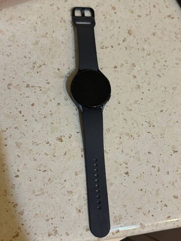 samsung tab s 8 4: Samsung Galaxy Watch 4 44mm - Dairəvi sensorlu ekran, analoq üslublu