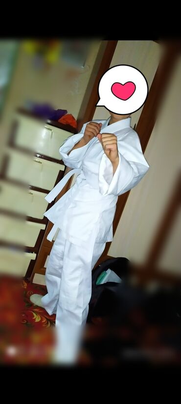 мужские спортивные костюмы адидас: Продаю кимано для дзюдо,почти новое.
Размер 9-13 лет