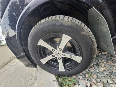 Honda: Просторный минивэн Honda Stepwgn, представленный в темно-фиолетовом — 9