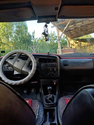 купить машину хендай солярис: Volkswagen Passat: 1998 г., 1.8 л, Механика, Бензин, Седан
