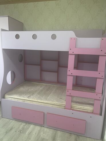 надувная кровать высокая: Б/у, Для девочки и мальчика, С матрасом, С выдвижными ящиками, Турция