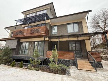 продажа домов в городе шопокове сокулукском районе: Таунхаус, 268 м², 8 комнат, Агентство недвижимости, Евроремонт