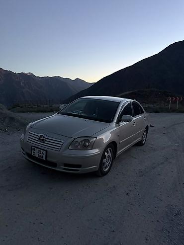 стекол: Toyota Avensis: 2005 г., 2 л, Автомат, Бензин, Седан — 4