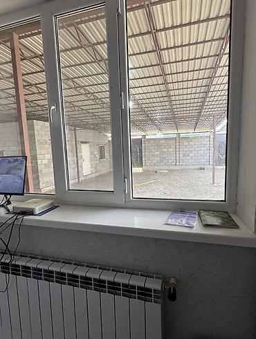 сдаю частный дом бишкек: 📍Район Арча Бешик. 💰80,000 сом Сдаю большой уютный светлый дом с — 5