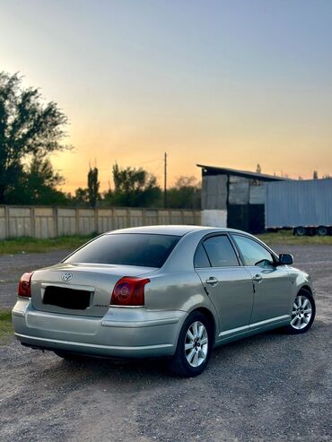Toyota: Toyota Avensis: 2004 г., 2 л, Автомат, Бензин, Седан