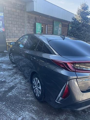 Toyota: Toyota Prius: 2019 г., 1.8 л, Автомат, Гибрид, Седан — 1