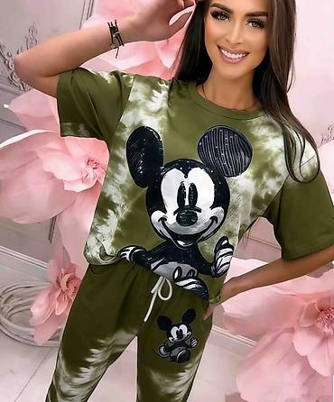 massimo dutti baletanke: Komplet siroka majica i donji deo trenerka sa Mickey motivom.Oversized — 8