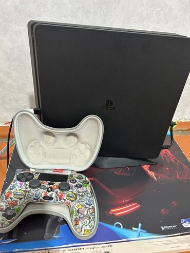 сони плейстейшен 4 цена в бишкеке: PS4 продаю плестейшен 4 или обмен Имеются 2 игровых диска, Мортал
