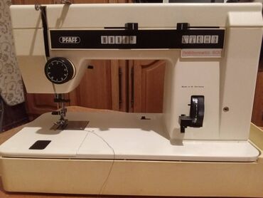 strauss radna odela: Mašina za šivenje marke PFAFF, model Hobbymatic 800. Proizvedena u