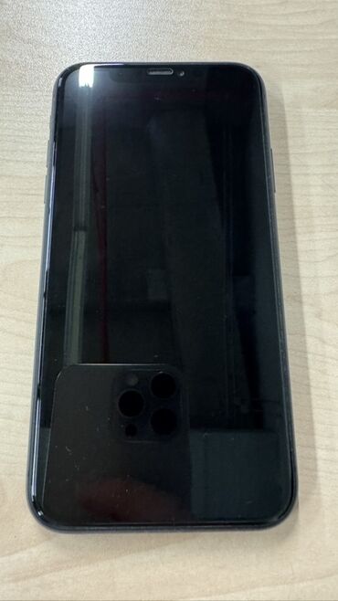 Apple iPhone: IPhone 11, Qara, Face ID — 2