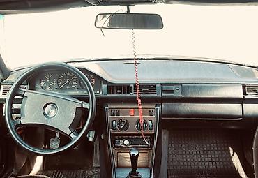 mersedes e class: Mercedes-Benz W124: 1990 г., 2.3 л, Механика, Бензин, Седан — 10