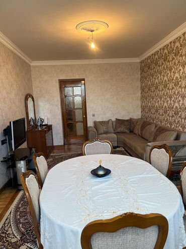 Köhnə tikili: Bakı, Yasamal, 2 otaqlı, Köhnə tikili, m. Elmlər Akademiyası, 75 kv. m — 1