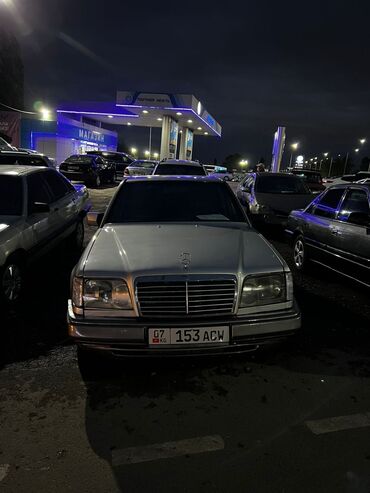 тико карапка: Mercedes-Benz 220: 1995 г., 2.2 л, Автомат, Бензин, Седан