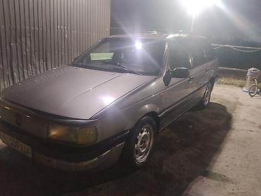 перед: Volkswagen Passat: 1991 г., 1.8 л, Механика, Бензин, Универсал — 4