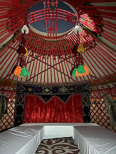 Аренда юрт: Аренда юрты, Каркас Деревянный, 65 баш, Стол — 8