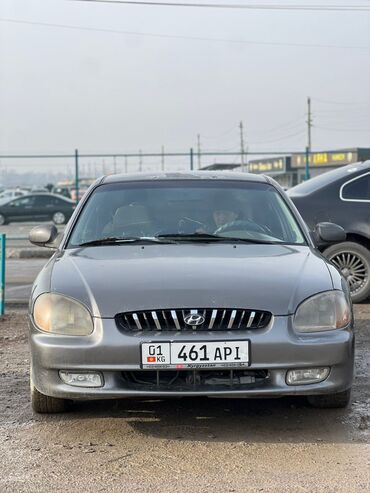 Hyundai: Hyundai Sonata: 2000 г., 2 л, Механика, Газ, Седан — 1