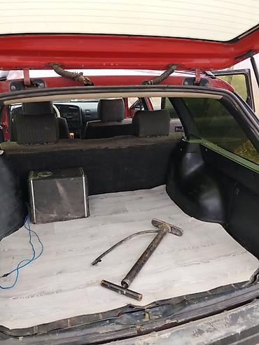 Унаа: Volkswagen Passat Variant: 1991 г., 1.8 л, Кол менен иштөөчү, Бензин, Универсал — 2