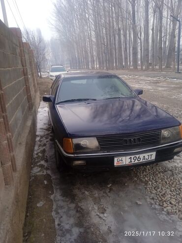 авто алмашам: Audi 100: 1989 г., 2.3 л, Механика, Бензин, Седан