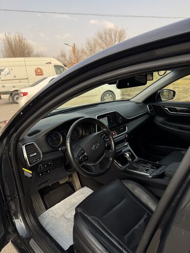 Hyundai: Hyundai Grandeur: 2018 г., 2.4 л, Вариатор, Гибрид, Седан — 6