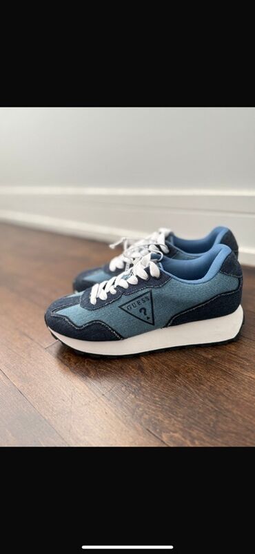 Digər: Guess kadın idman ayaqqabısı – denim dizayn - Brend loqolu: yan