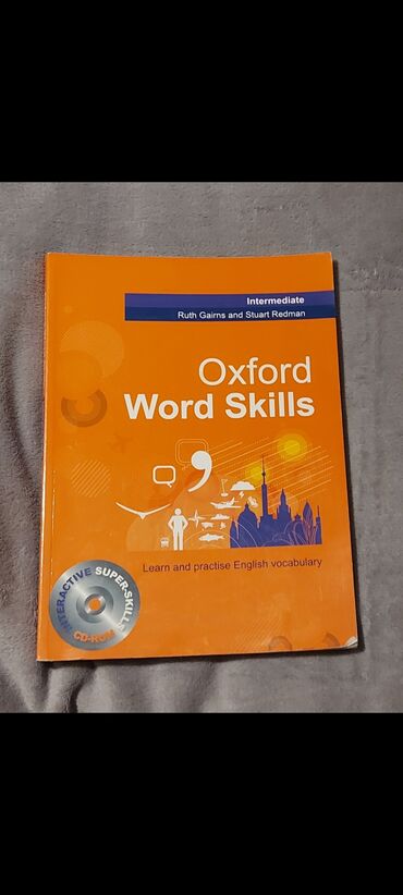 Kitablar, jurnallar, CD, DVD: Oxford Word Skills - 5 azn The English File Student Book and Workbook