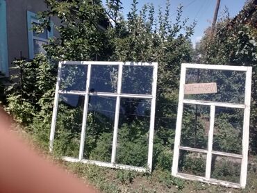 пластиковые окна продаю: Продаются оконные рамысо стеклами. 6 шт