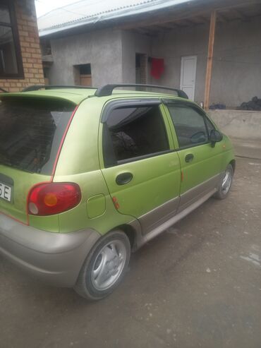 Daewoo: Daewoo Matiz: 2002 г., 0.8 л, Автомат, Бензин, Седан