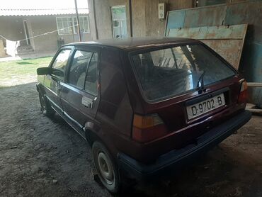 Volkswagen: Volkswagen Gol: 1990 г., 1.3 л, Механика, Бензин