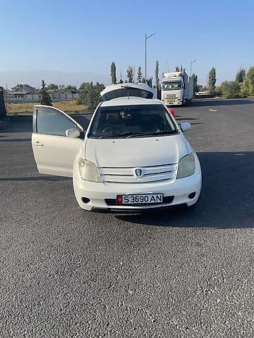 windom 2001: Toyota Ist: 2003 г., 1.3 л, Автомат, Бензин, Хэтчбэк — 5