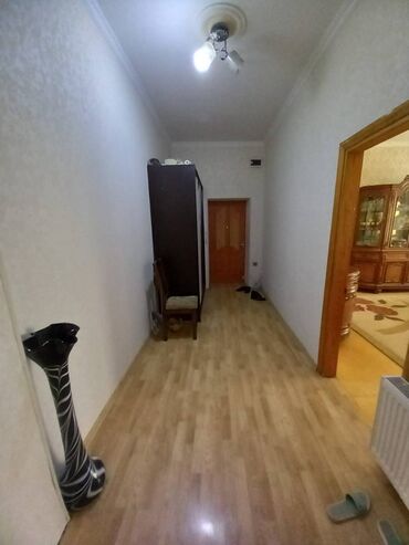 Yeni tikili: 3 otaqlı, Yeni tikili, m. İnşaatçılar, 90 kv. m — 11