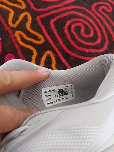 adidas куртки: Мужские кроссовки, 42, Новый, цвет - Серый, Самовывоз — 1