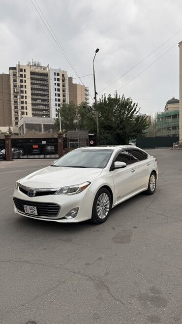 авто меняю на дом: Toyota Avalon: 2014 г., 2.5 л, Вариатор, Гибрид, Седан