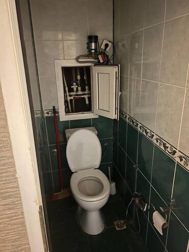 Uzunmüddətli kirayə mənzillər: Əhmədlidə Neapol dairəsində Qeneral Mehmandarov küçəsində 9 mertebeli — 9